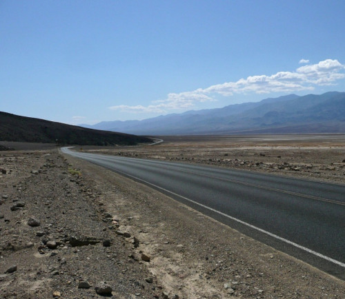 endless road death valley california usa scenery landscape tourist attraction 1147813